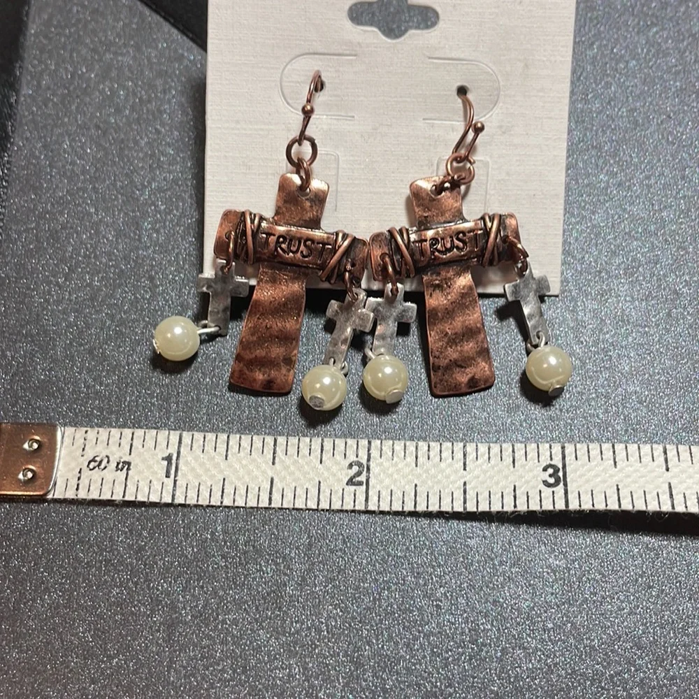 Sunnity Copper Cross Earrings “Trust” - Picture 3 of 4